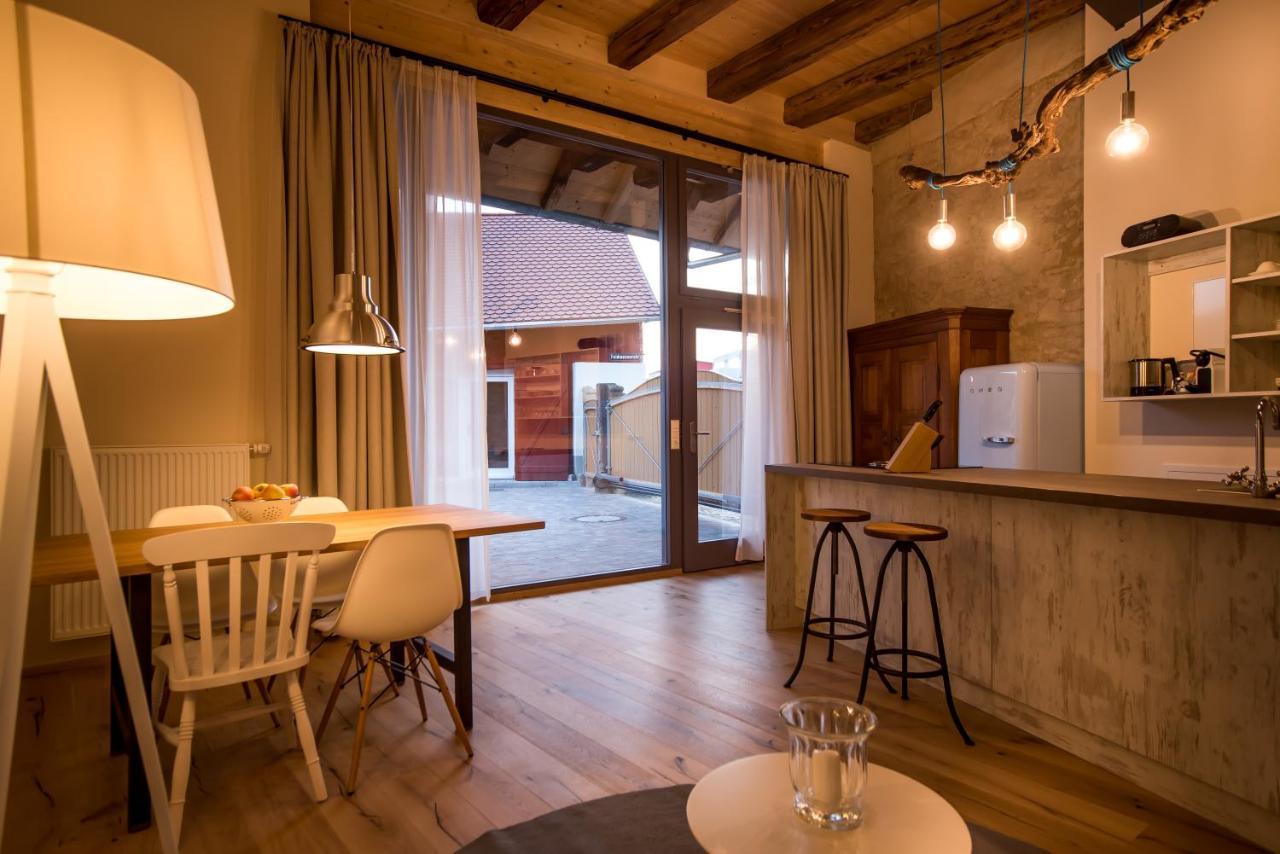 Baumgartners Dreiseithof - Historisch, Modern, Zentral Apartman Bad Krozingen Szoba fotó