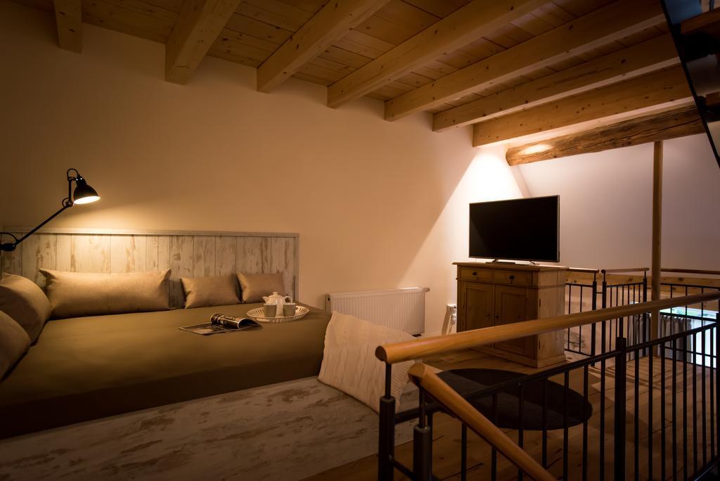 Baumgartners Dreiseithof - Historisch, Modern, Zentral Apartman Bad Krozingen Kültér fotó